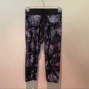 Stella McCarthney Yoga Pants cropped floral
